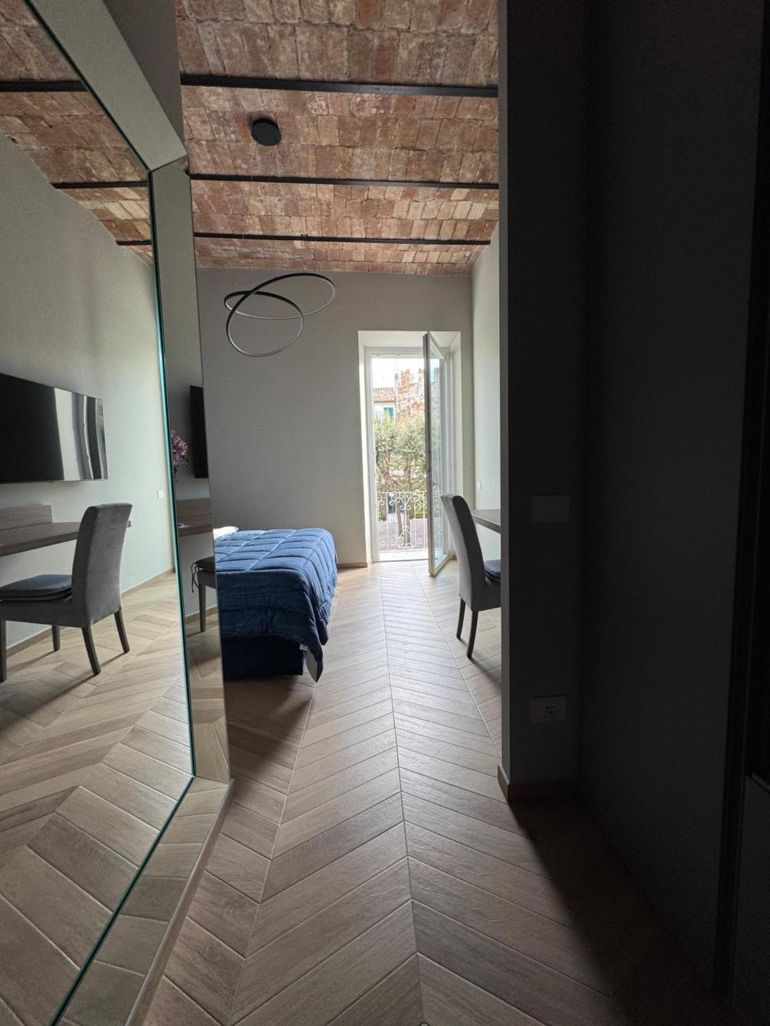 Sky Luxury Rooms Nettuno Exterior photo